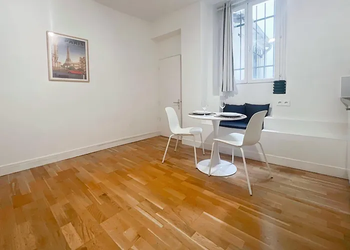 Charming Near Bastille شقة باريس